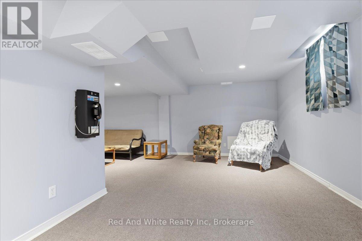 103 Downing Crescent, Barrie, Ontario  L4N 8V5 - Photo 38 - S13020016