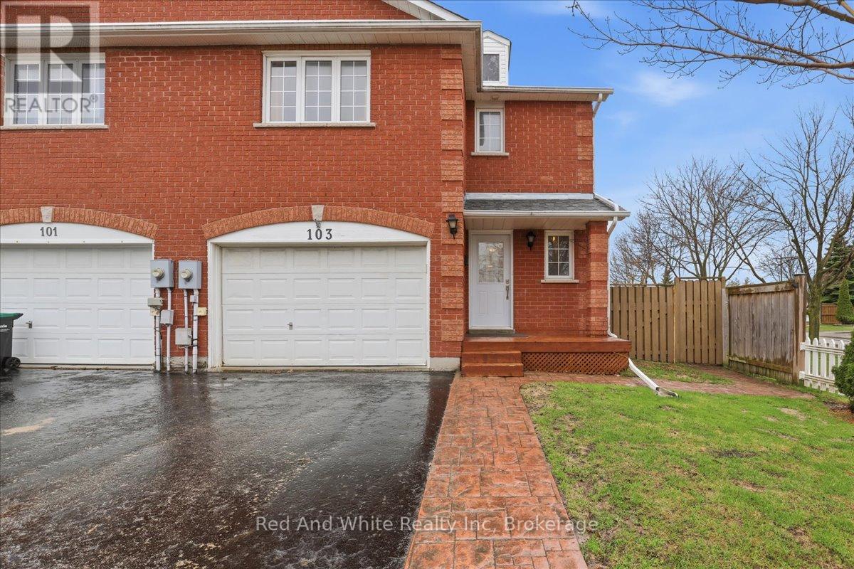 103 Downing Crescent, Barrie, Ontario  L4N 8V5 - Photo 4 - S13020016