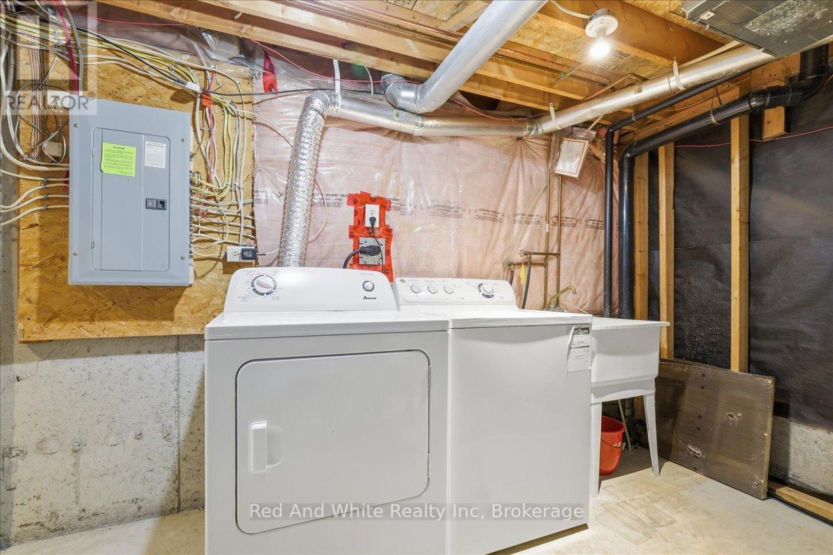 103 Downing Crescent, Barrie, Ontario  L4N 8V5 - Photo 41 - S13020016