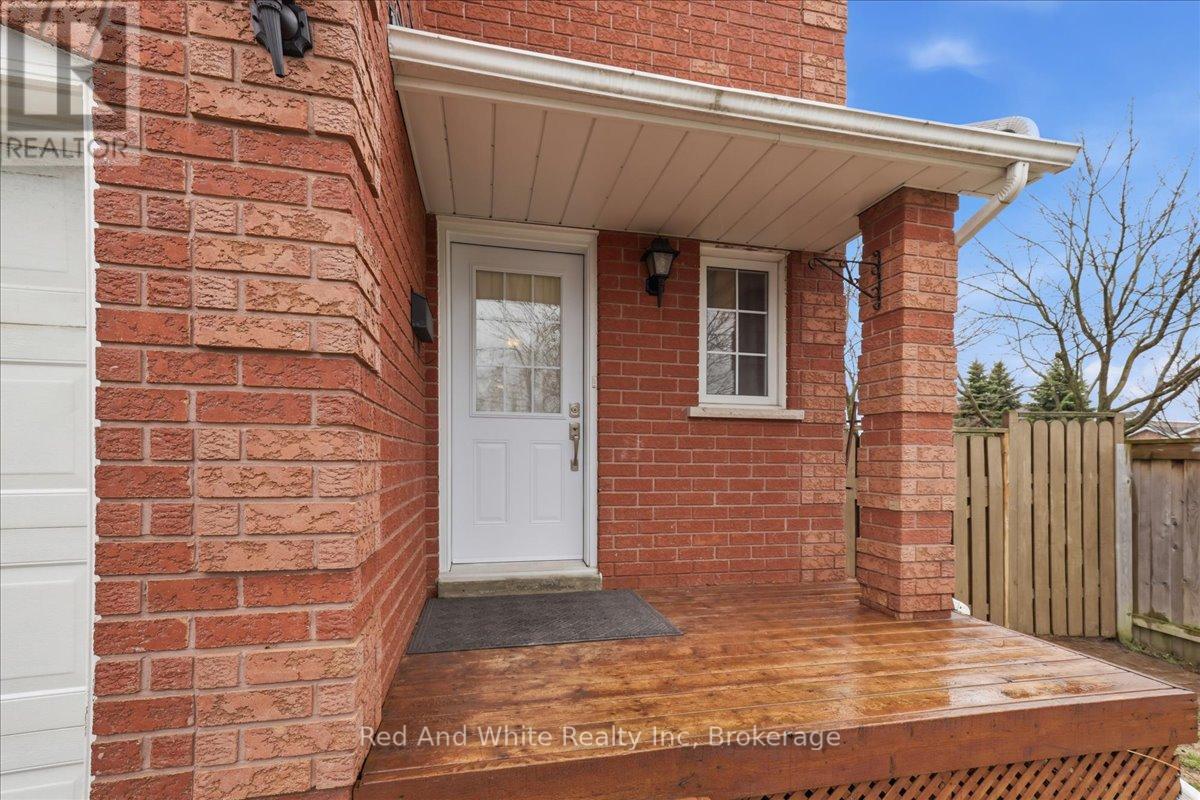 103 Downing Crescent, Barrie, Ontario  L4N 8V5 - Photo 5 - S13020016