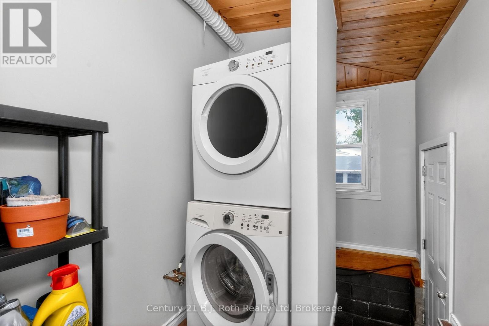 14 Wolfe Street, Penetanguishene, Ontario  L9M 1B9 - Photo 25 - S13020104