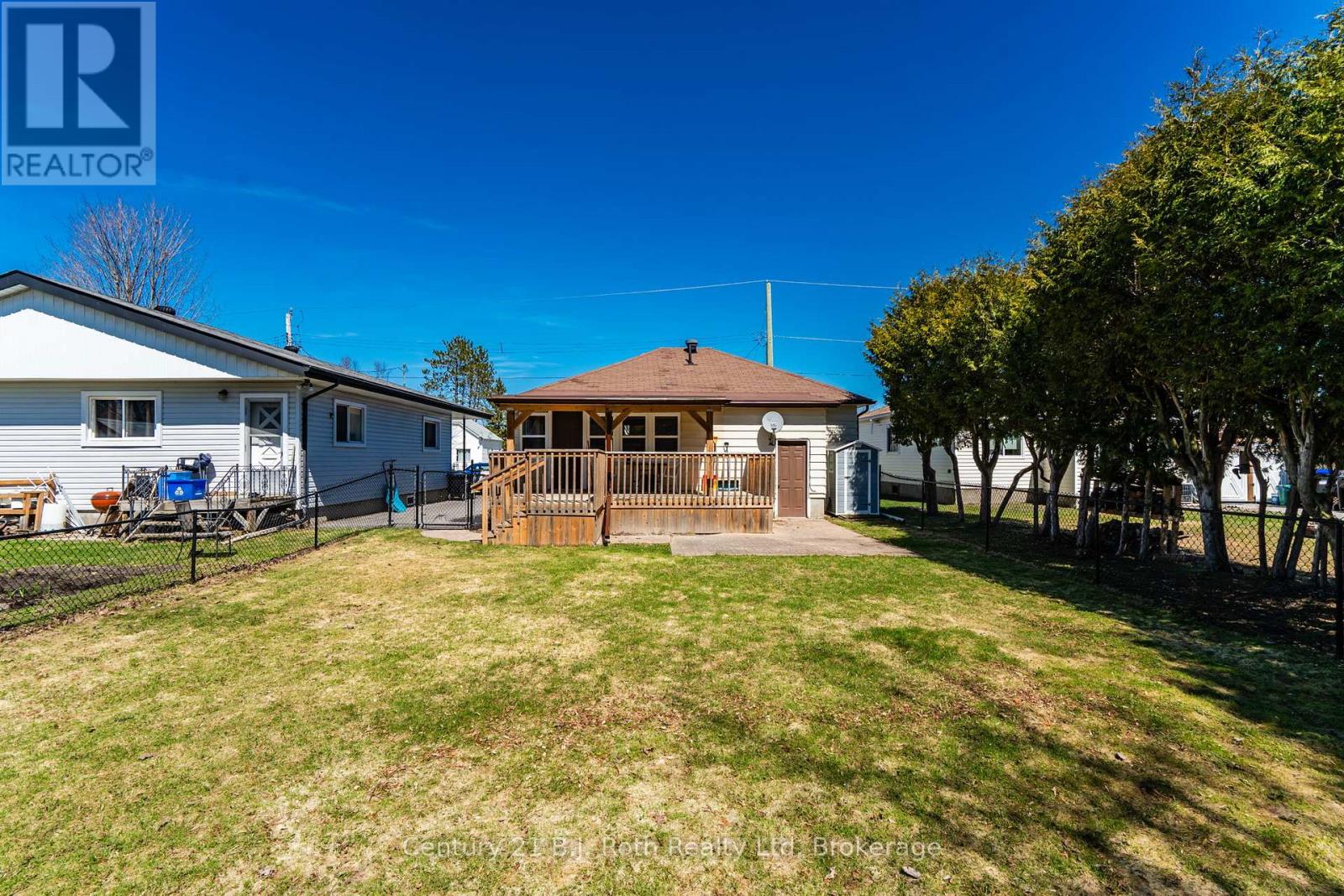 14 Wolfe Street, Penetanguishene, Ontario  L9M 1B9 - Photo 32 - S13020104