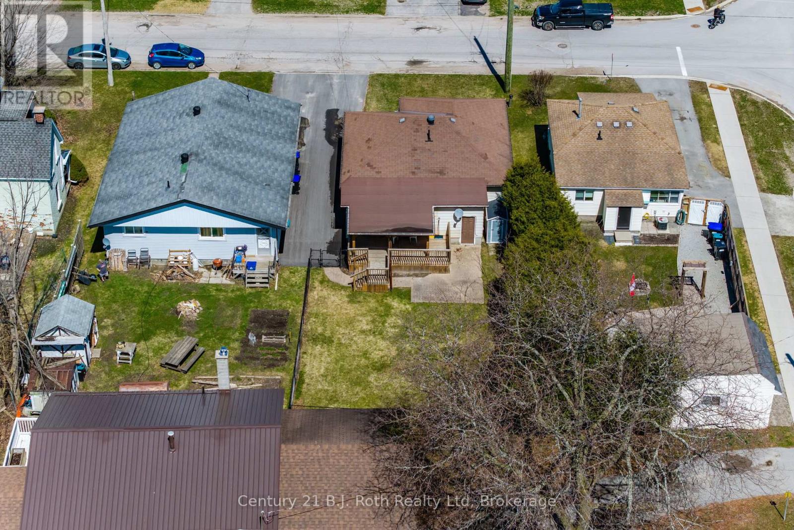 14 Wolfe Street, Penetanguishene, Ontario  L9M 1B9 - Photo 34 - S13020104