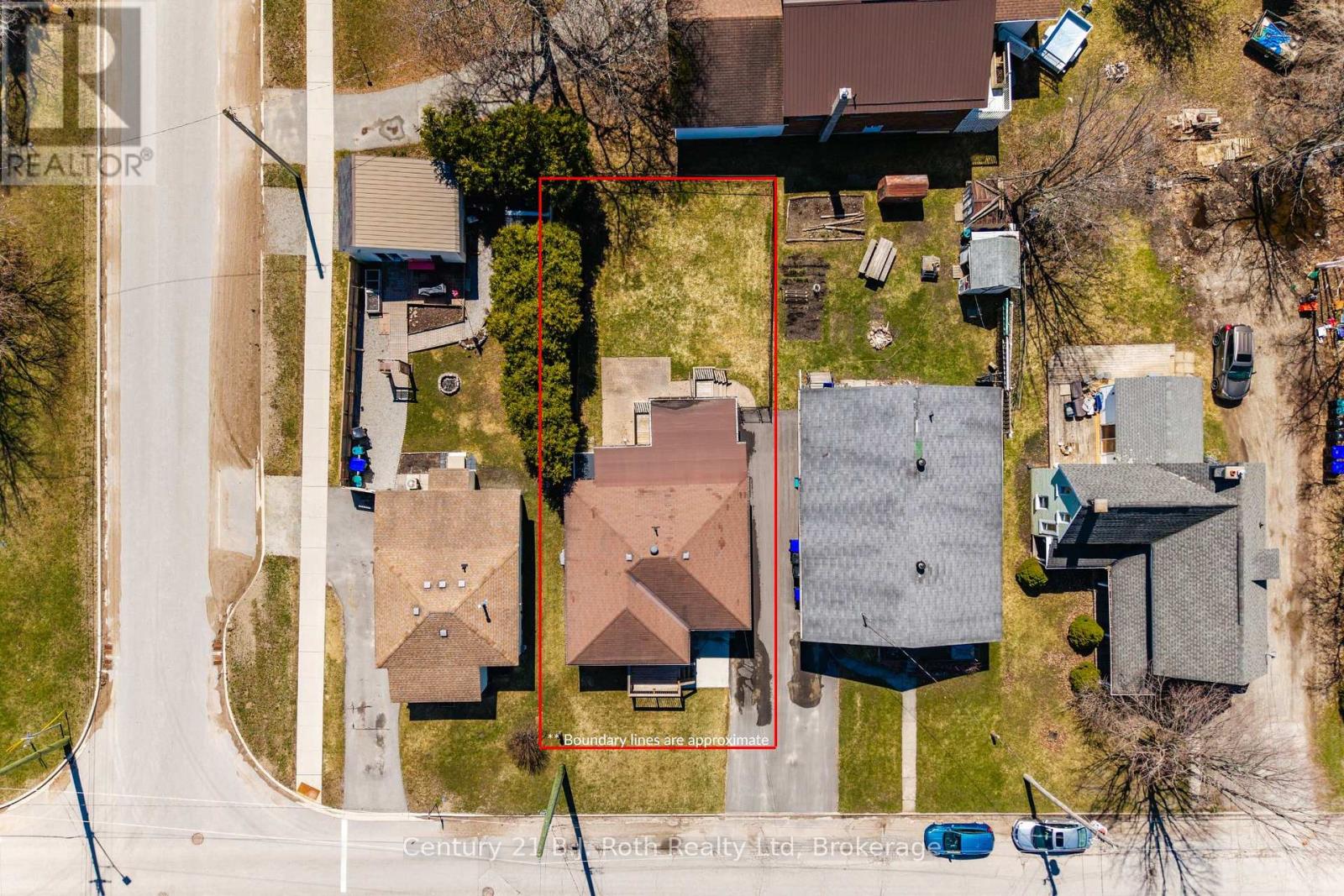 14 Wolfe Street, Penetanguishene, Ontario  L9M 1B9 - Photo 36 - S13020104