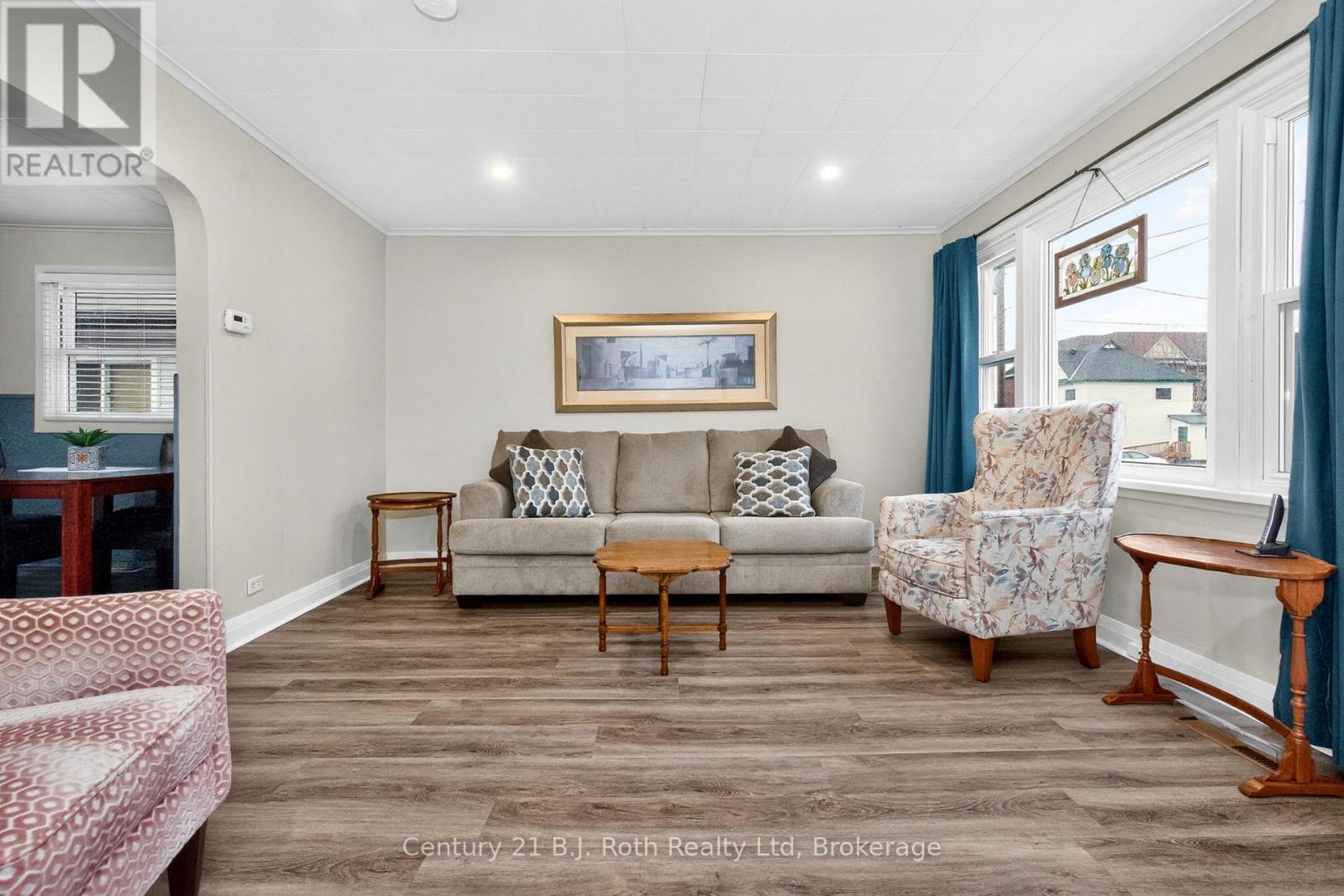 14 Wolfe Street, Penetanguishene, Ontario  L9M 1B9 - Photo 8 - S13020104