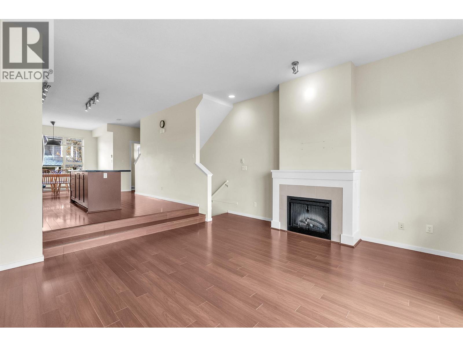 162 3105 Dayanee Springs Boulevard, Coquitlam, British Columbia  V3E 0C2 - Photo 14 - R3113215