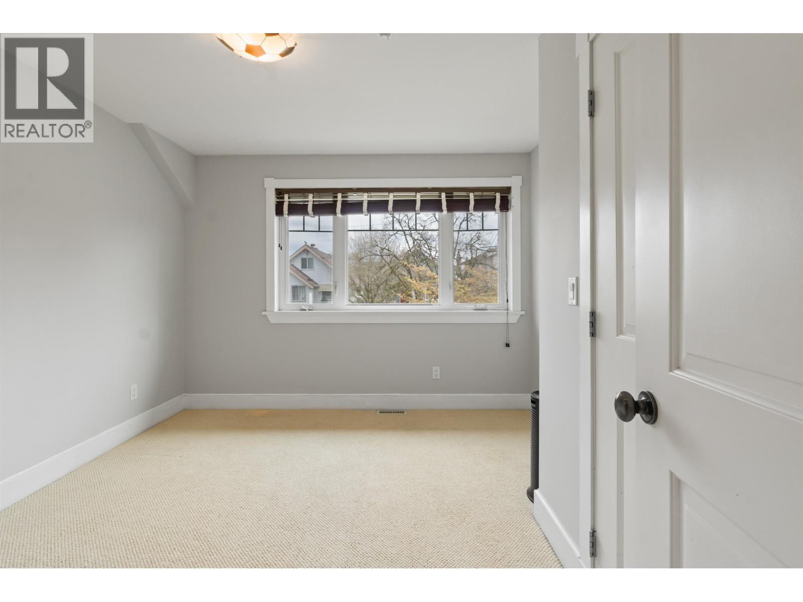 4103 Inverness Street, Vancouver, British Columbia  V5V 5C5 - Photo 15 - R3113223