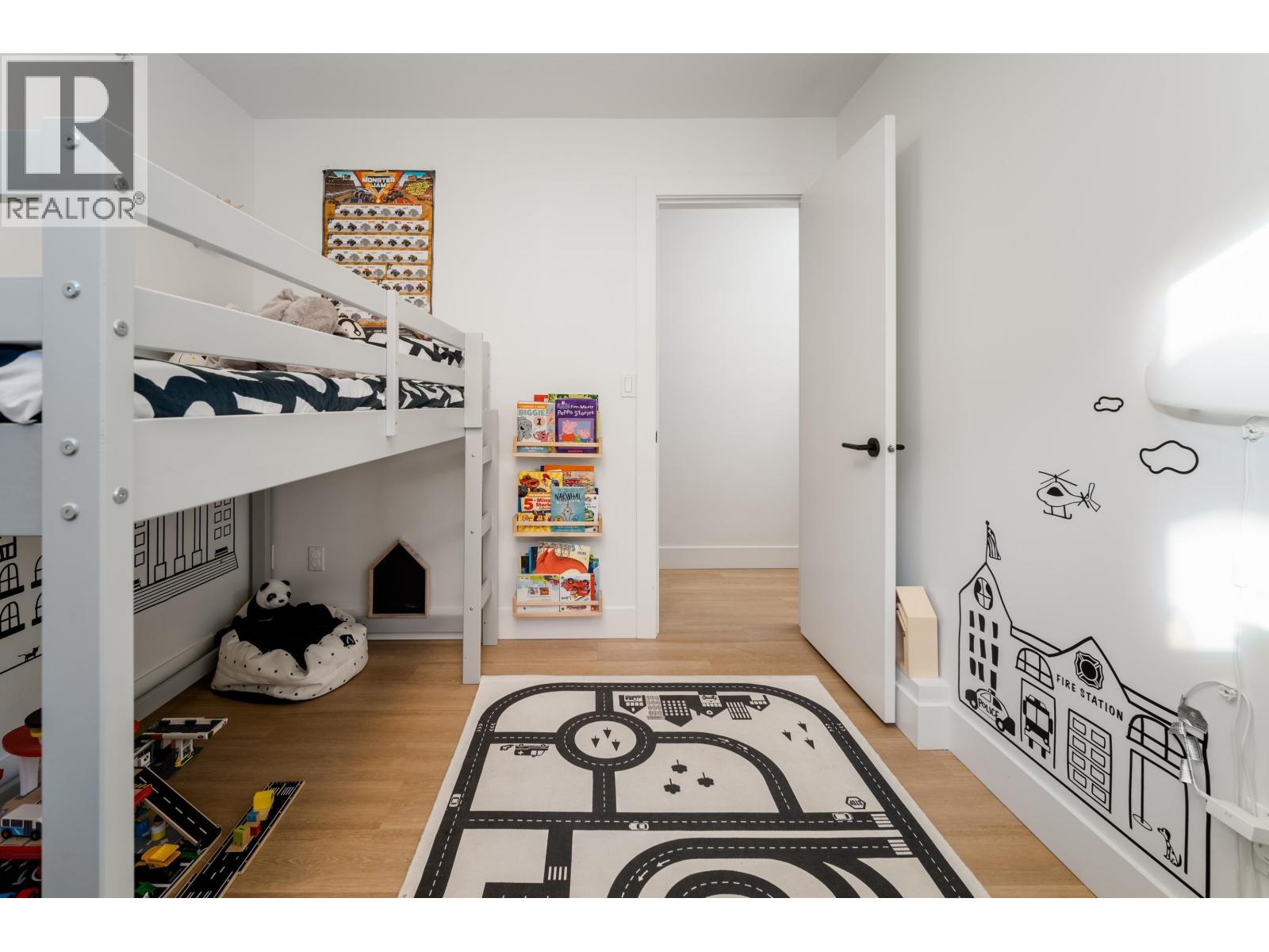 5418 Main Street, Vancouver, British Columbia  V5W 2R9 - Photo 13 - R3113229