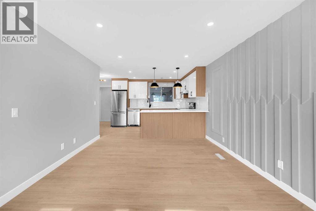 219 Falwood Way Ne, Calgary, Alberta  T3J 1A9 - Photo 4 - A2273879