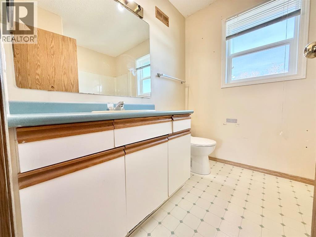 5 Garrow Crescent E, Brooks, Alberta  T1R 1H2 - Photo 22 - A2288196