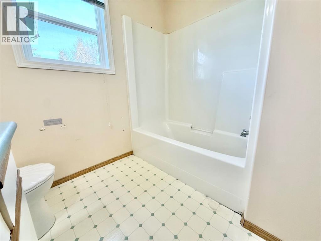 5 Garrow Crescent E, Brooks, Alberta  T1R 1H2 - Photo 23 - A2288196