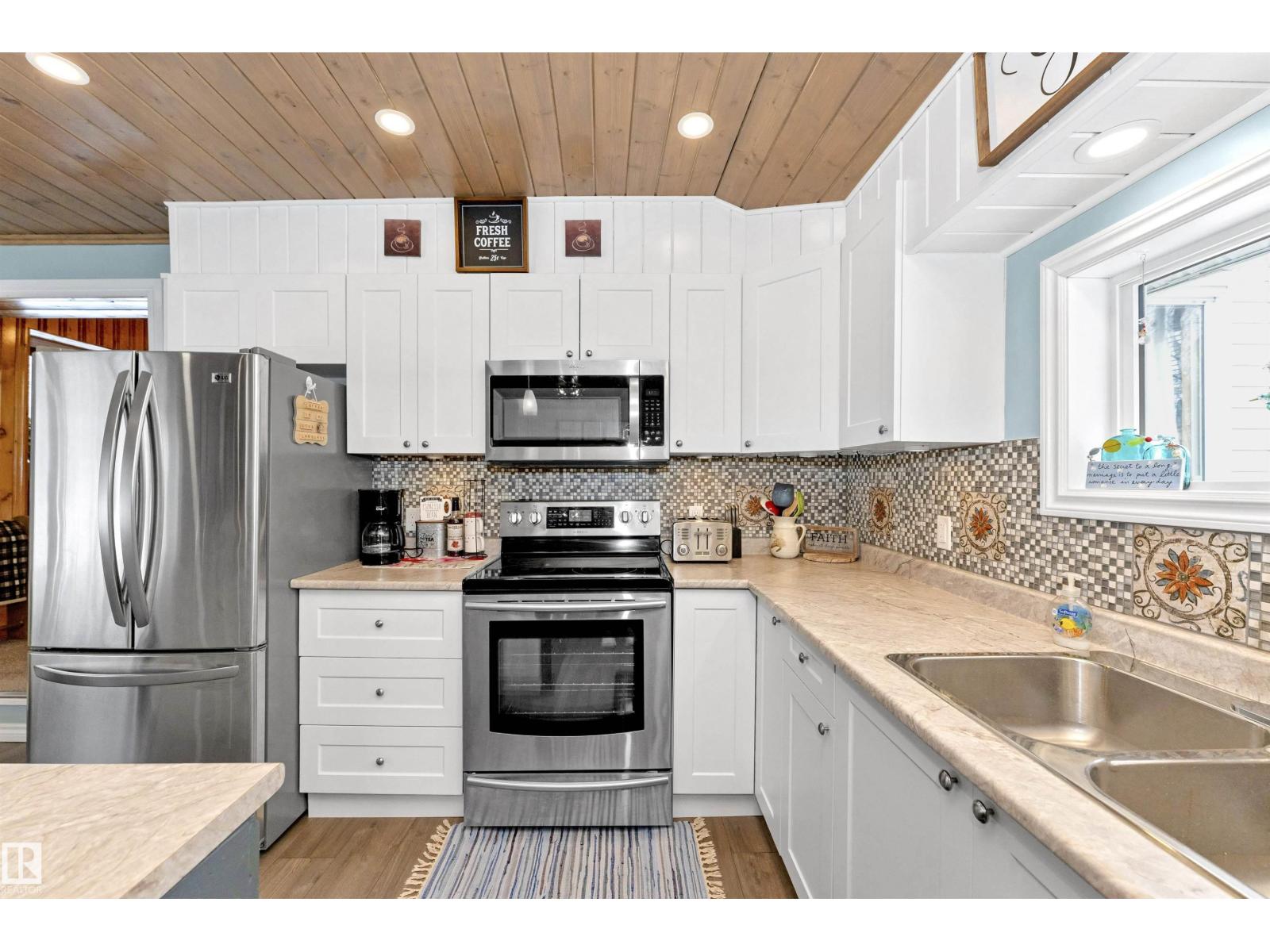 516 5 St, Rural Lac Ste. Anne County, Alberta  T0E 0A2 - Photo 3 - E4475446