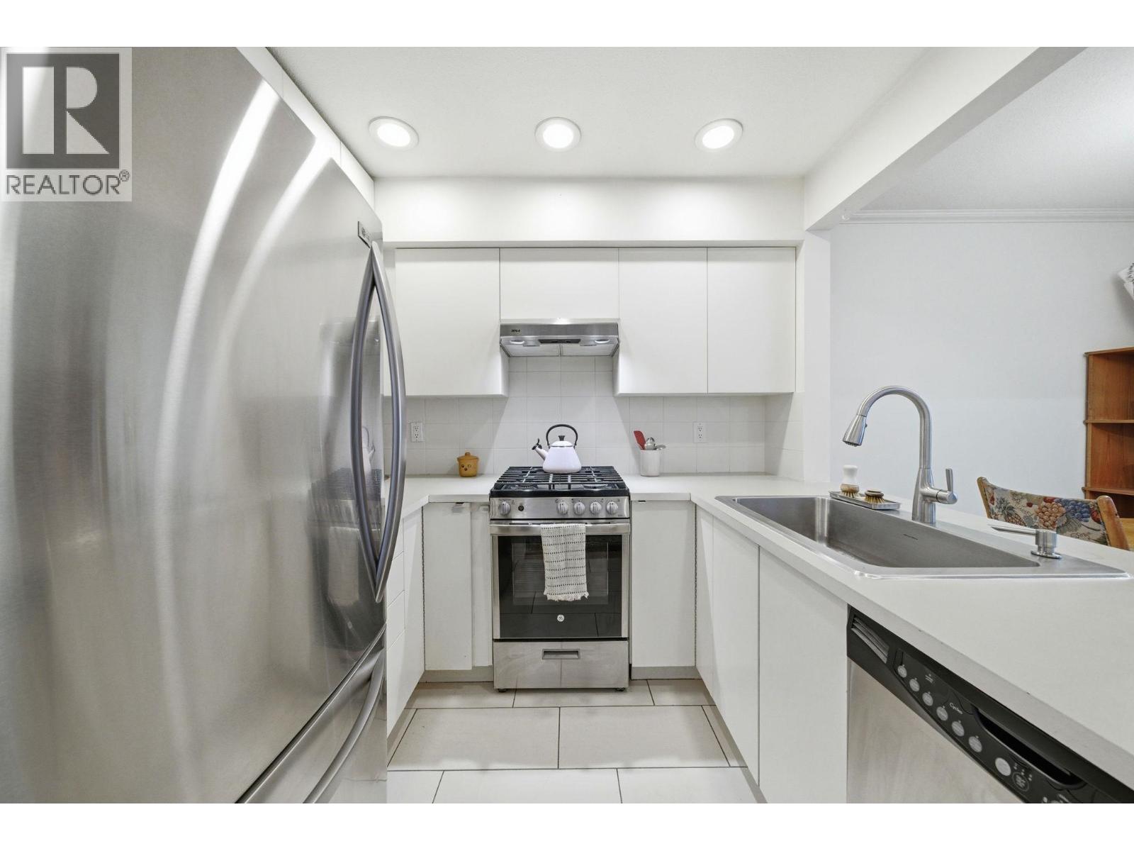 1405 Pendrell Street, Vancouver, British Columbia  V6G 1S3 - Photo 11 - R3111701