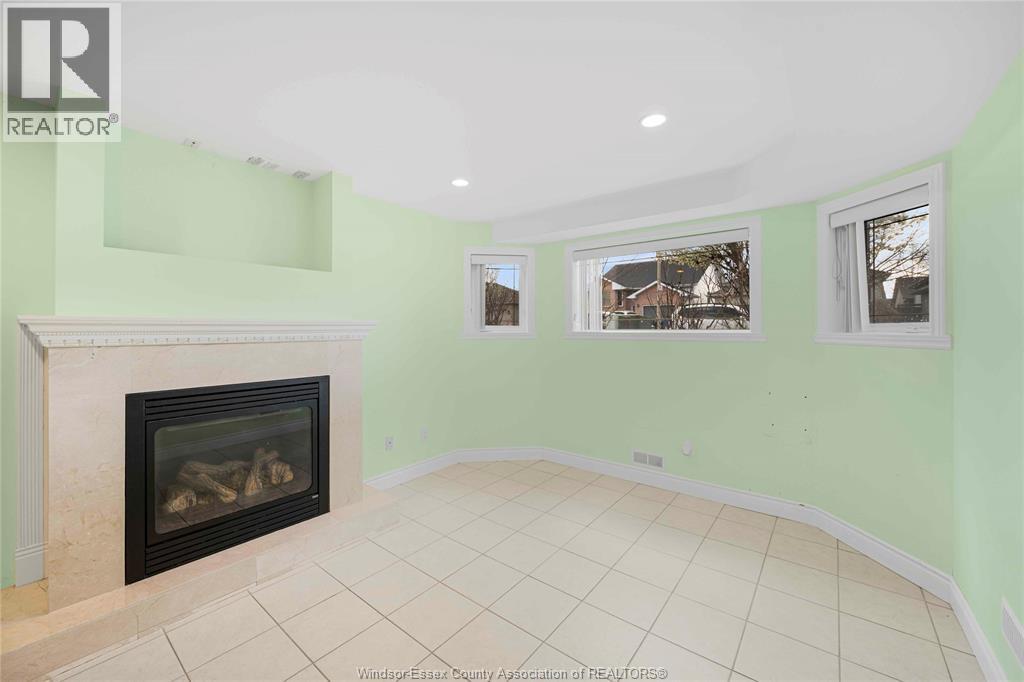 2336 Radcliff Avenue, Windsor, Ontario  N8P 1V5 - Photo 28 - 26008599
