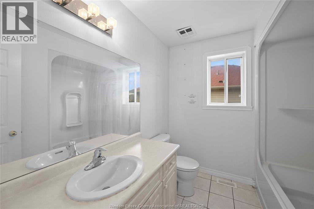 2336 Radcliff Avenue, Windsor, Ontario  N8P 1V5 - Photo 17 - 26008599