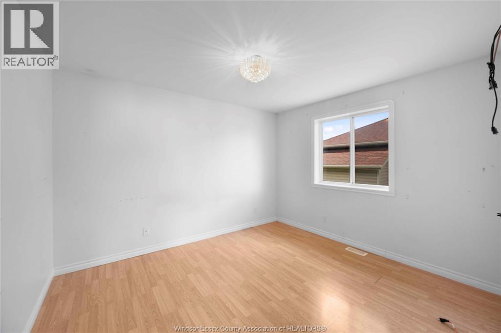 2336 Radcliff Avenue, Windsor, Ontario  N8P 1V5 - Photo 18 - 26008599