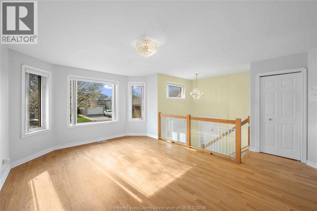 2336 Radcliff Avenue, Windsor, Ontario  N8P 1V5 - Photo 13 - 26008599