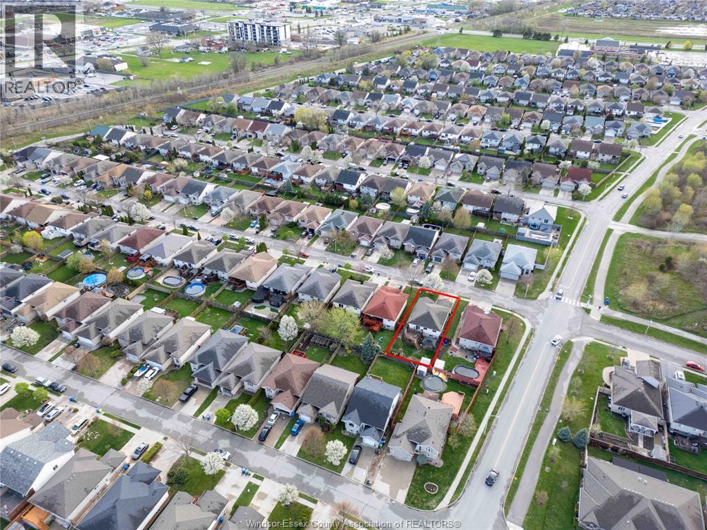 2336 Radcliff Avenue, Windsor, Ontario  N8P 1V5 - Photo 5 - 26008599