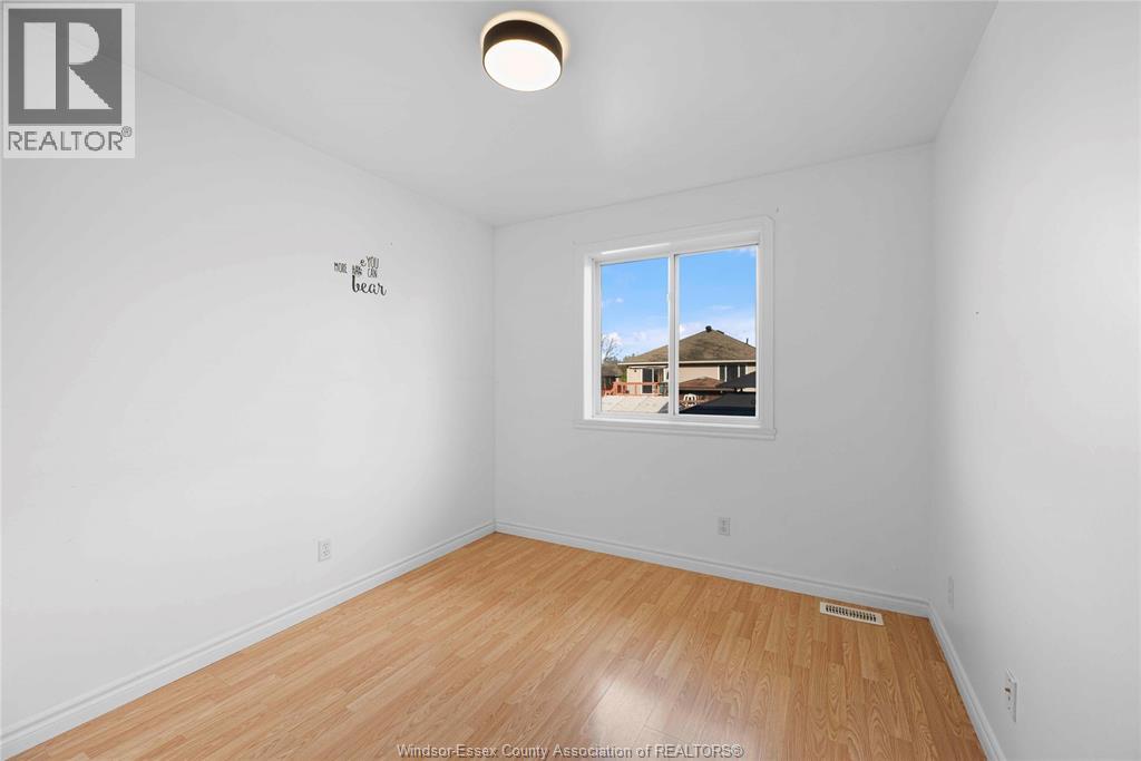 2336 Radcliff Avenue, Windsor, Ontario  N8P 1V5 - Photo 21 - 26008599