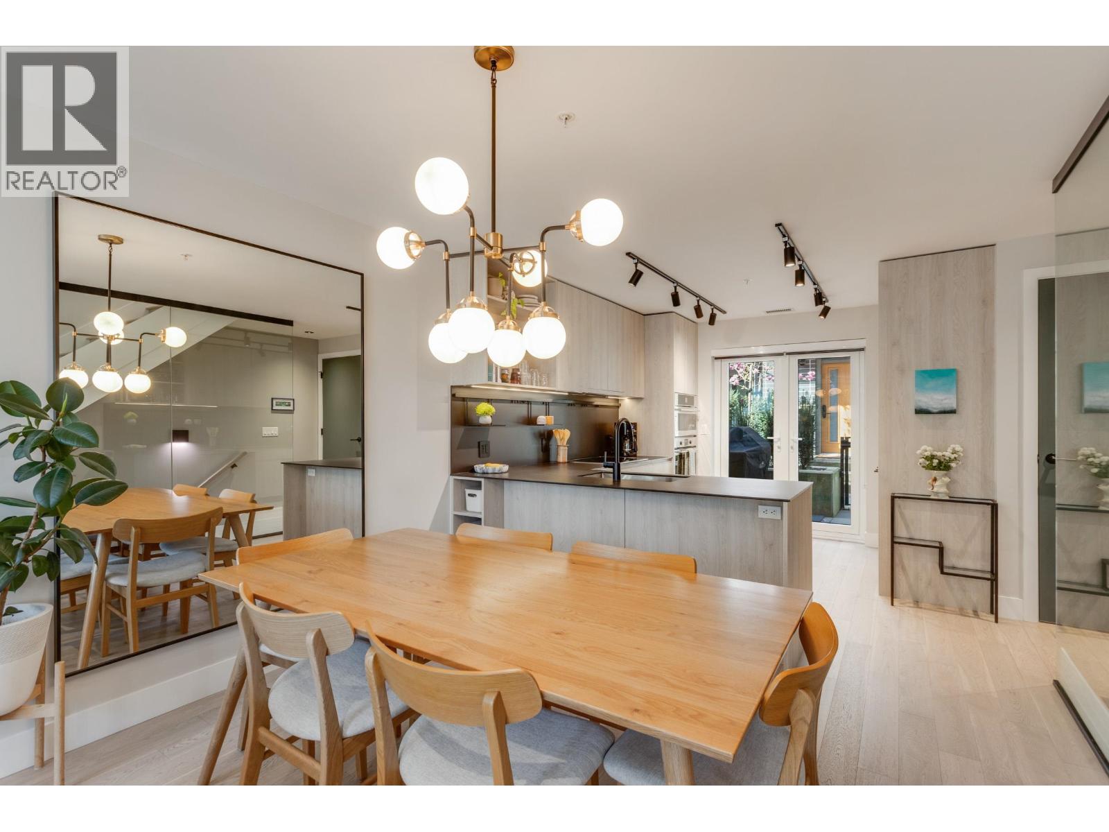 3973 Fleming Street, Vancouver, British Columbia  V5N 0J1 - Photo 4 - R3110559