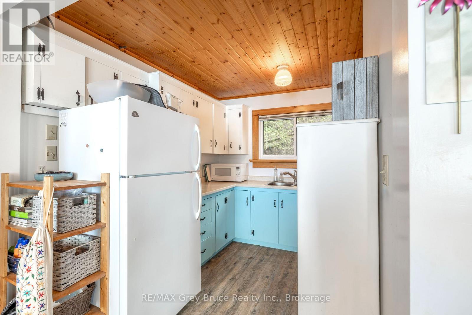 148 Sunnyview Drive, South Bruce Peninsula, Ontario  N0H 1A0 - Photo 11 - X13019910