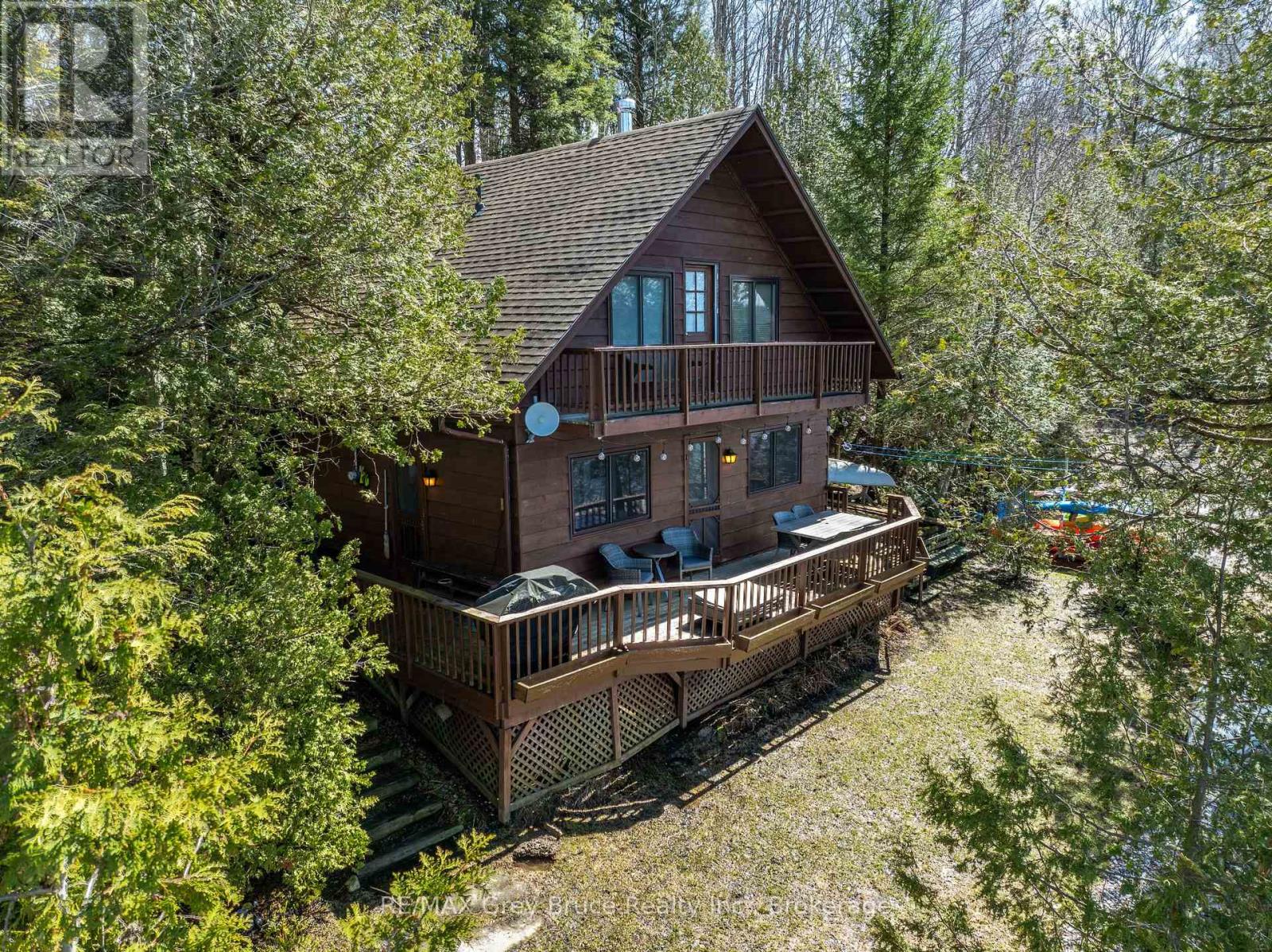 148 Sunnyview Drive, South Bruce Peninsula, Ontario  N0H 1A0 - Photo 2 - X13019910