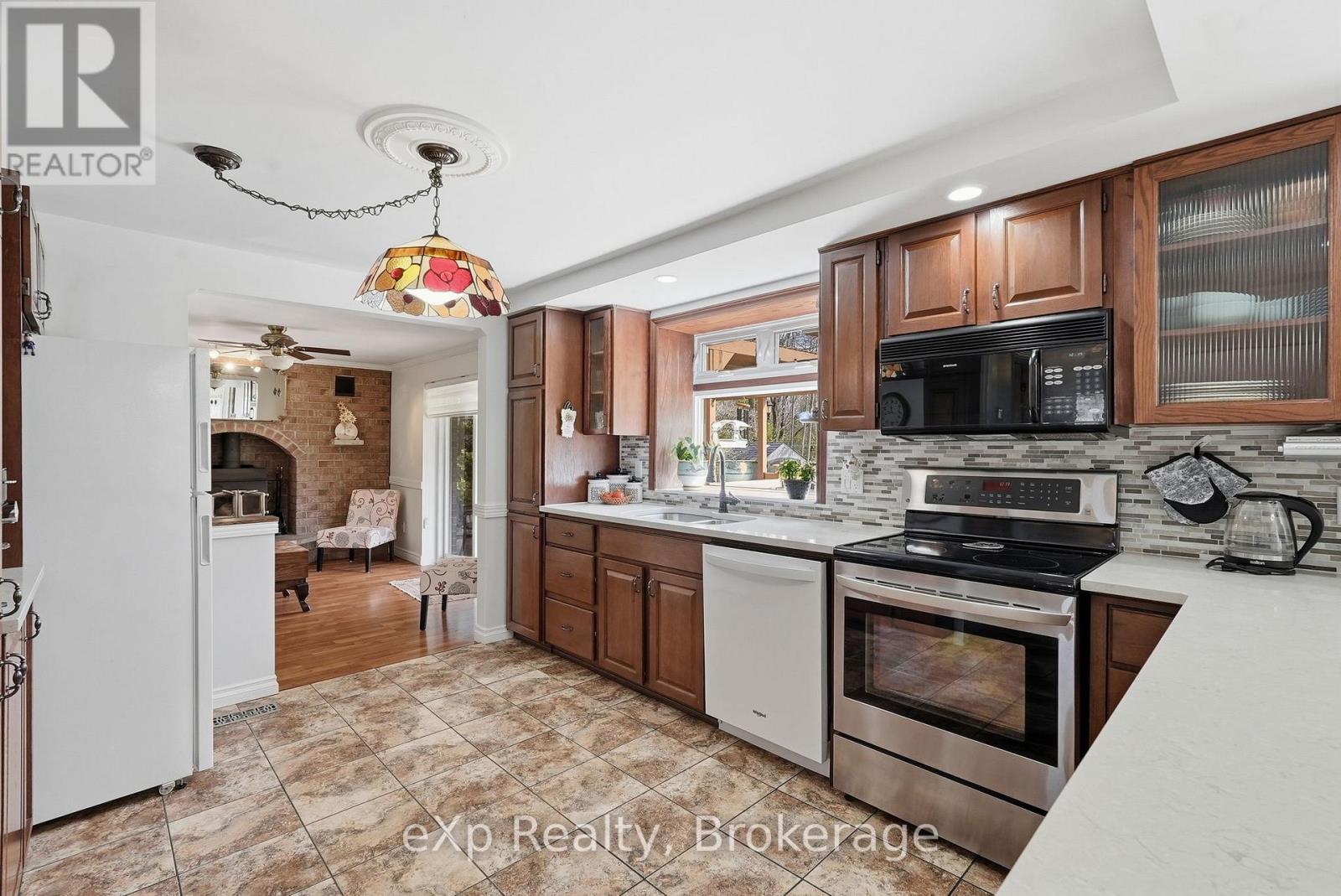 990 Heritage Drive, Huron-Kinloss, Ontario  N2Z 0C2 - Photo 16 - X13019978