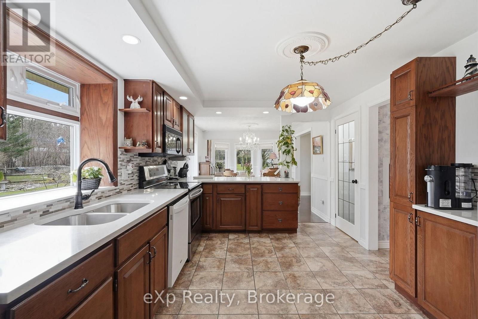 990 Heritage Drive, Huron-Kinloss, Ontario  N2Z 0C2 - Photo 20 - X13019978