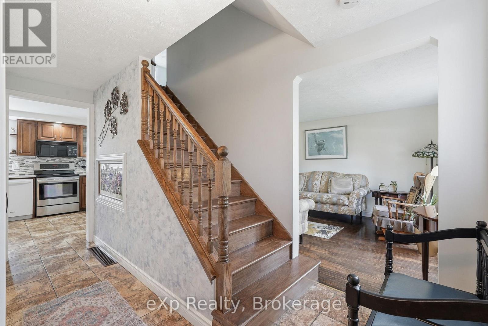 990 Heritage Drive, Huron-Kinloss, Ontario  N2Z 0C2 - Photo 6 - X13019978