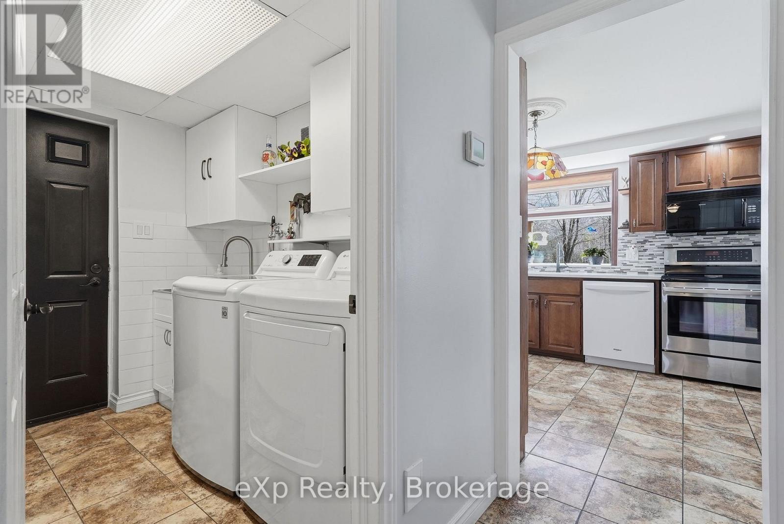 990 Heritage Drive, Huron-Kinloss, Ontario  N2Z 0C2 - Photo 8 - X13019978