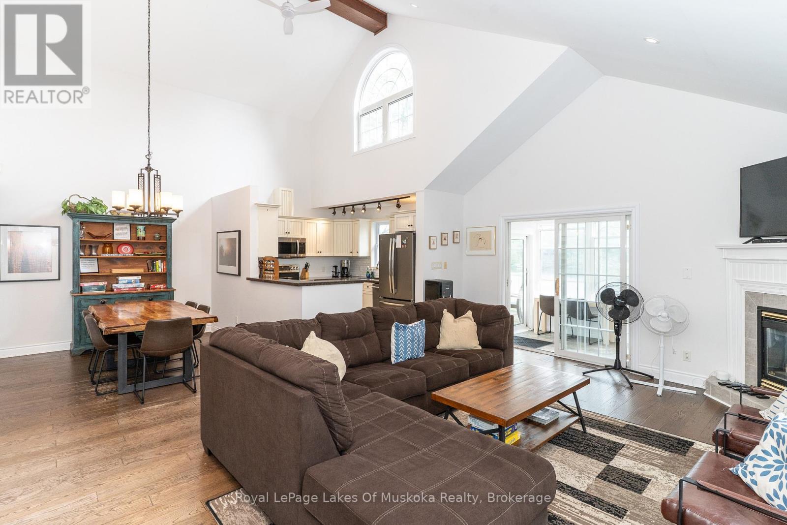 49 Pinetree Road, Gravenhurst, Ontario  P1P 1R2 - Photo 6 - X13019996