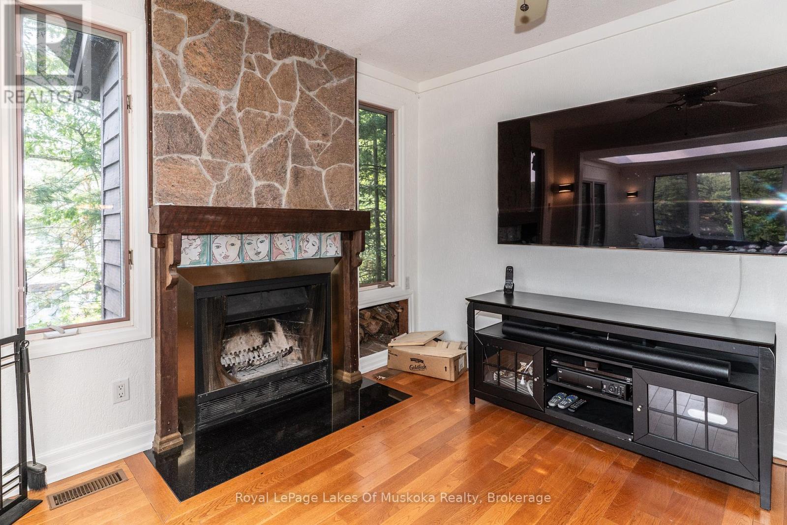 51 Pinetree Road, Gravenhurst, Ontario  P1P 1R2 - Photo 16 - X13019998