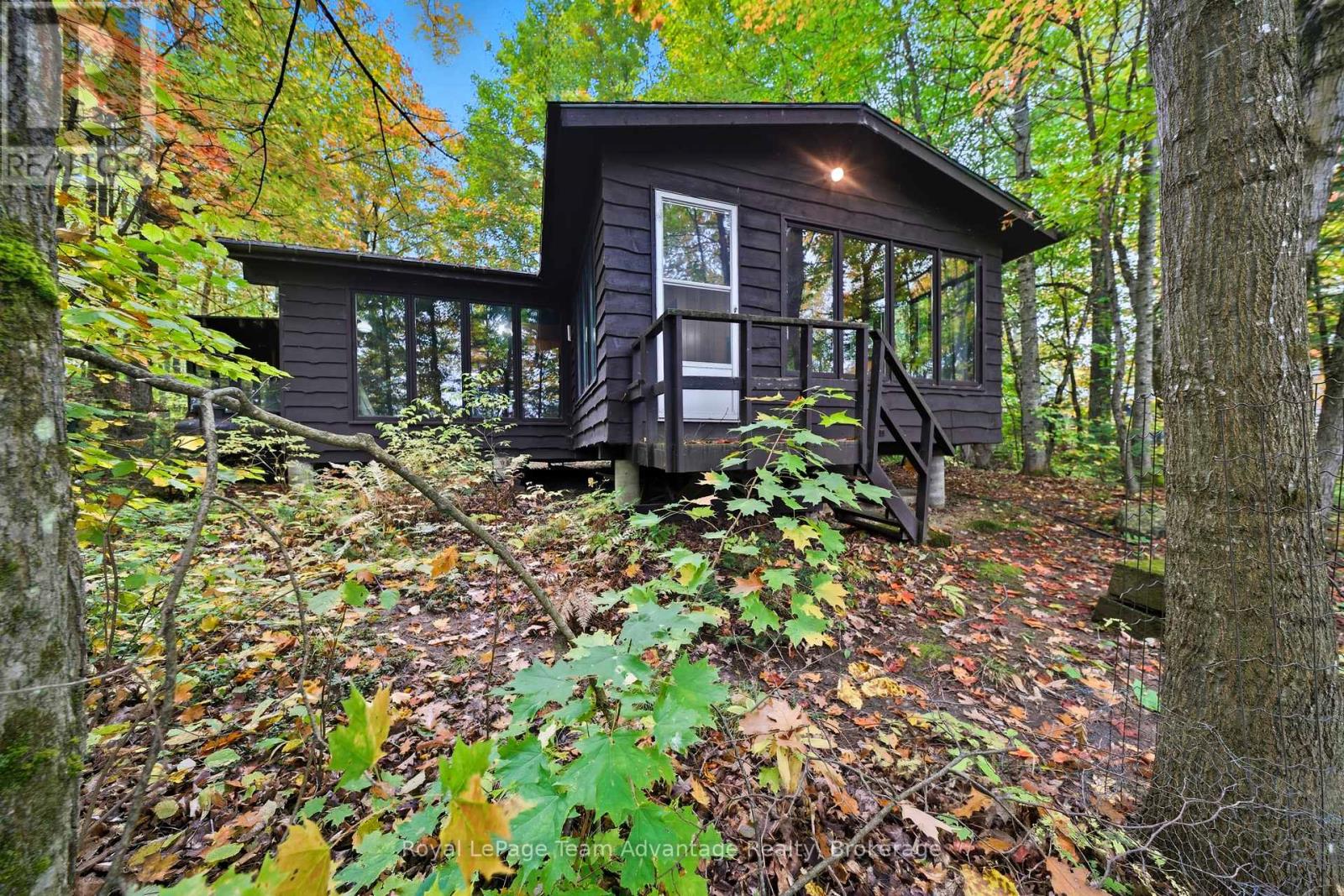 256 DUNCHURCH ESTATES ROAD, Whitestone, Ontario