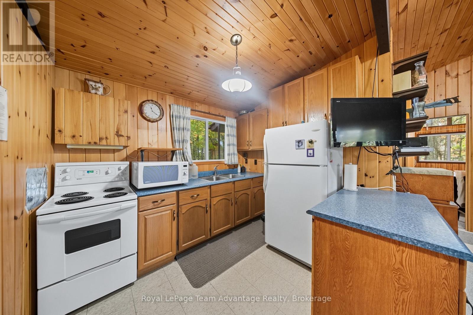 256 Dunchurch Estates Road, Whitestone, Ontario  P0A 1G0 - Photo 6 - X13020090