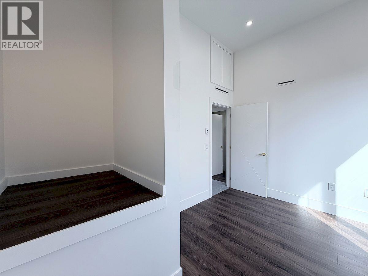 10xx E 62nd Ave Vancouver Bc, Vancouver, British Columbia  V5X 2H1 - Photo 17 - R3113221