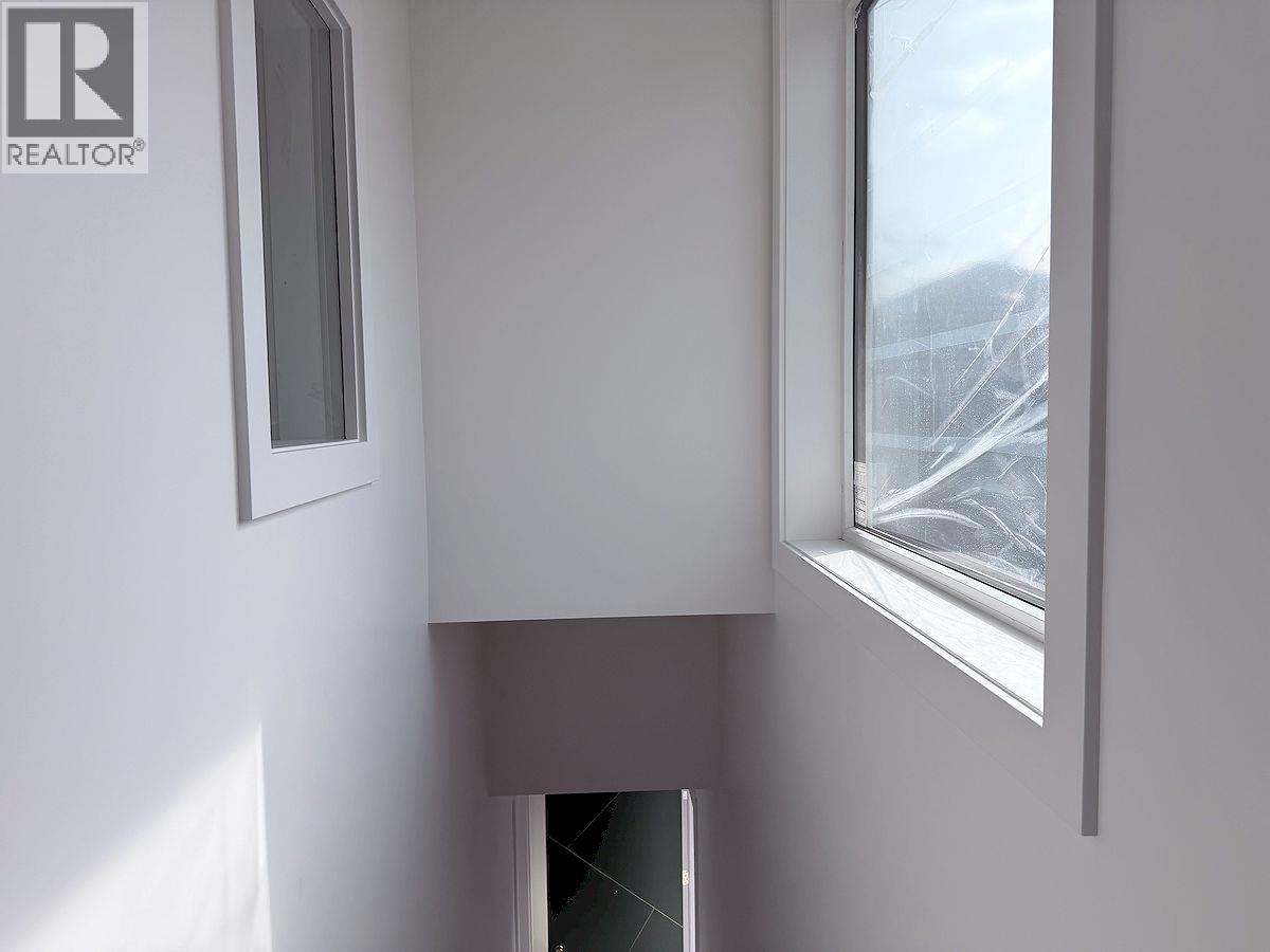 10xx E 62nd Ave Vancouver Bc, Vancouver, British Columbia  V5X 2H1 - Photo 5 - R3113221