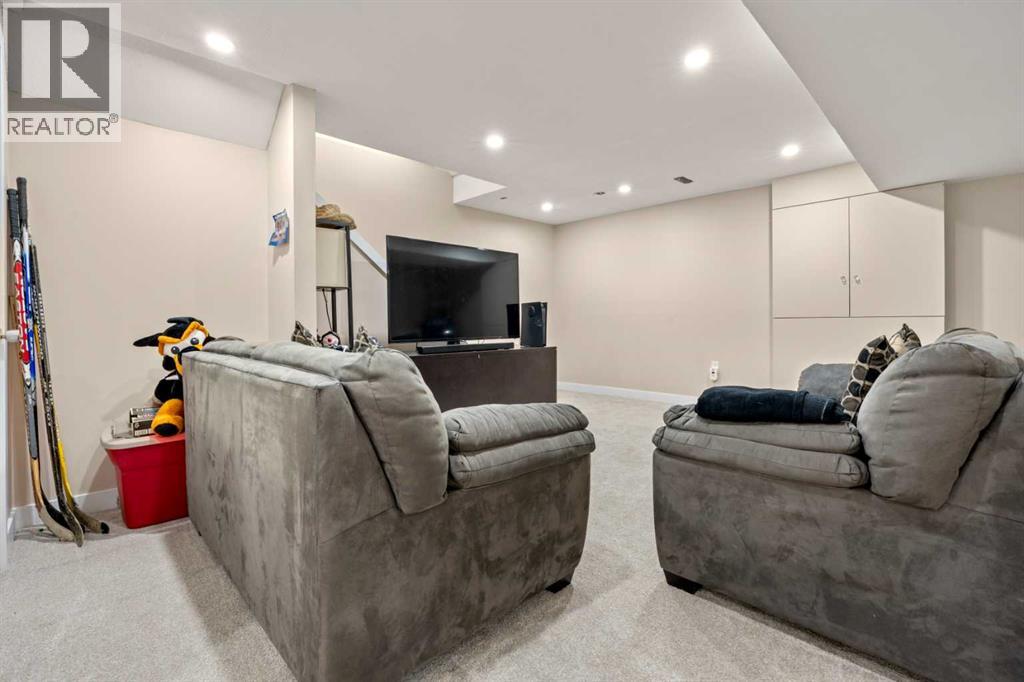 332 Oakmere Way, Chestermere, Alberta  T1X 1N3 - Photo 36 - A2300674