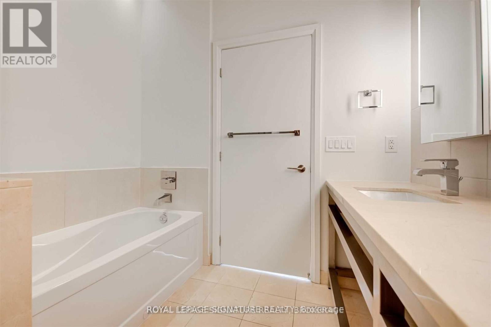 4201 - 80 John Street, Toronto, Ontario  M5V 3X4 - Photo 20 - C13019890