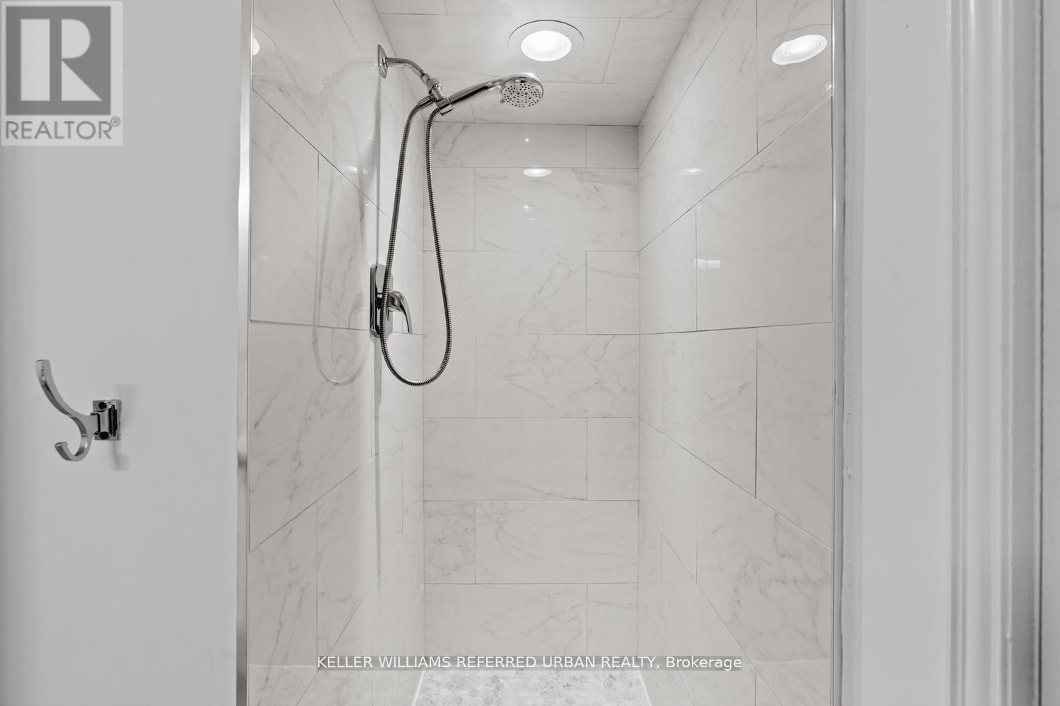 202 Park Home Avenue, Toronto, Ontario  M2R 1A2 - Photo 31 - C13019900