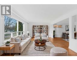 202 PARK HOME AVENUE, Toronto, Ontario