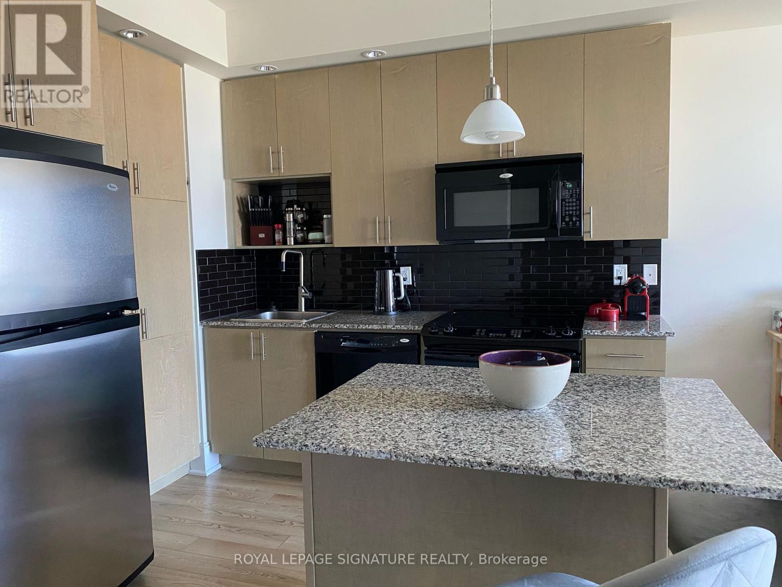 2206 - 181 Wynford Drive, Toronto, Ontario  M3C 0C6 - Photo 3 - C13019936