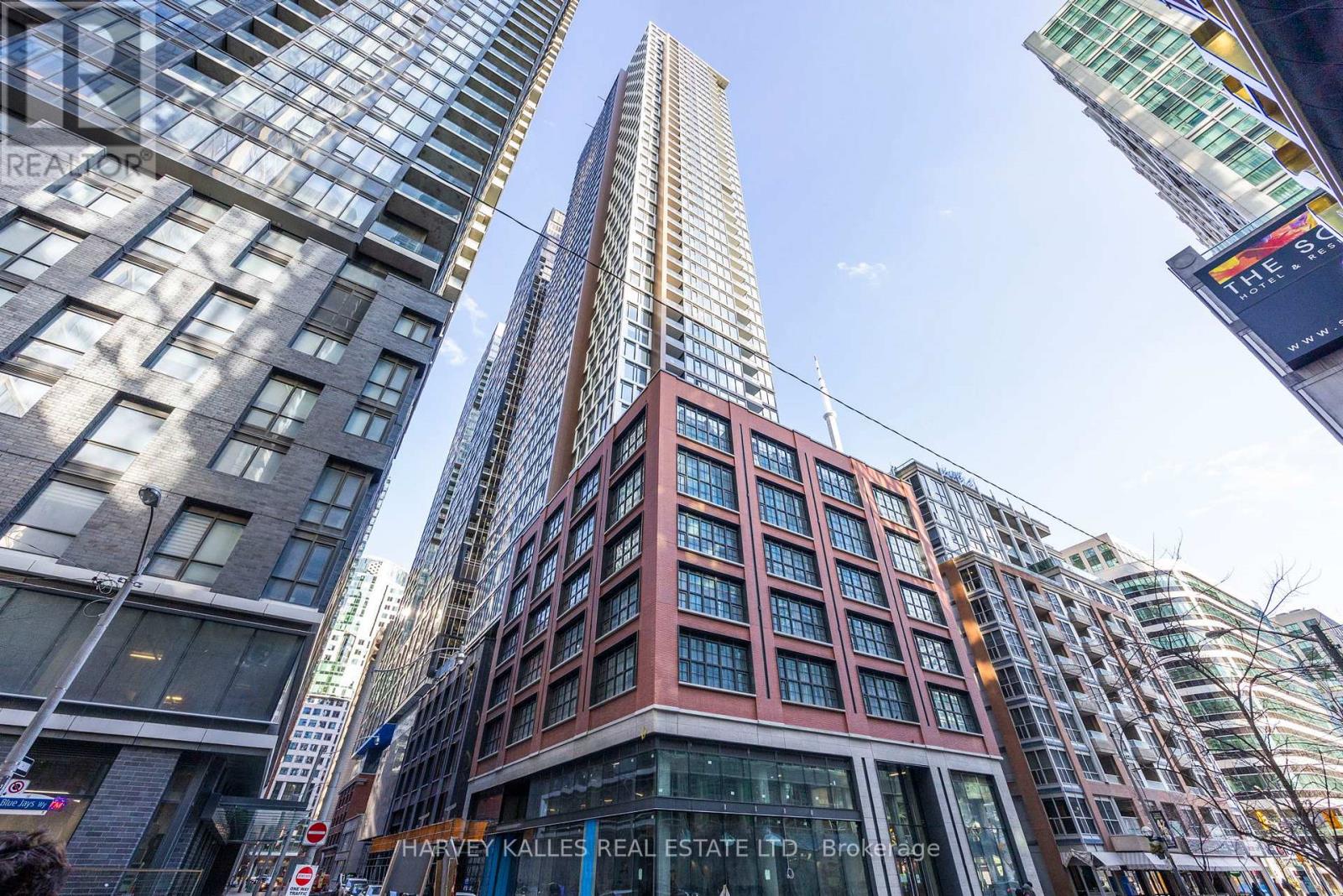 2105 - 55 MERCER STREET, Toronto, Ontario