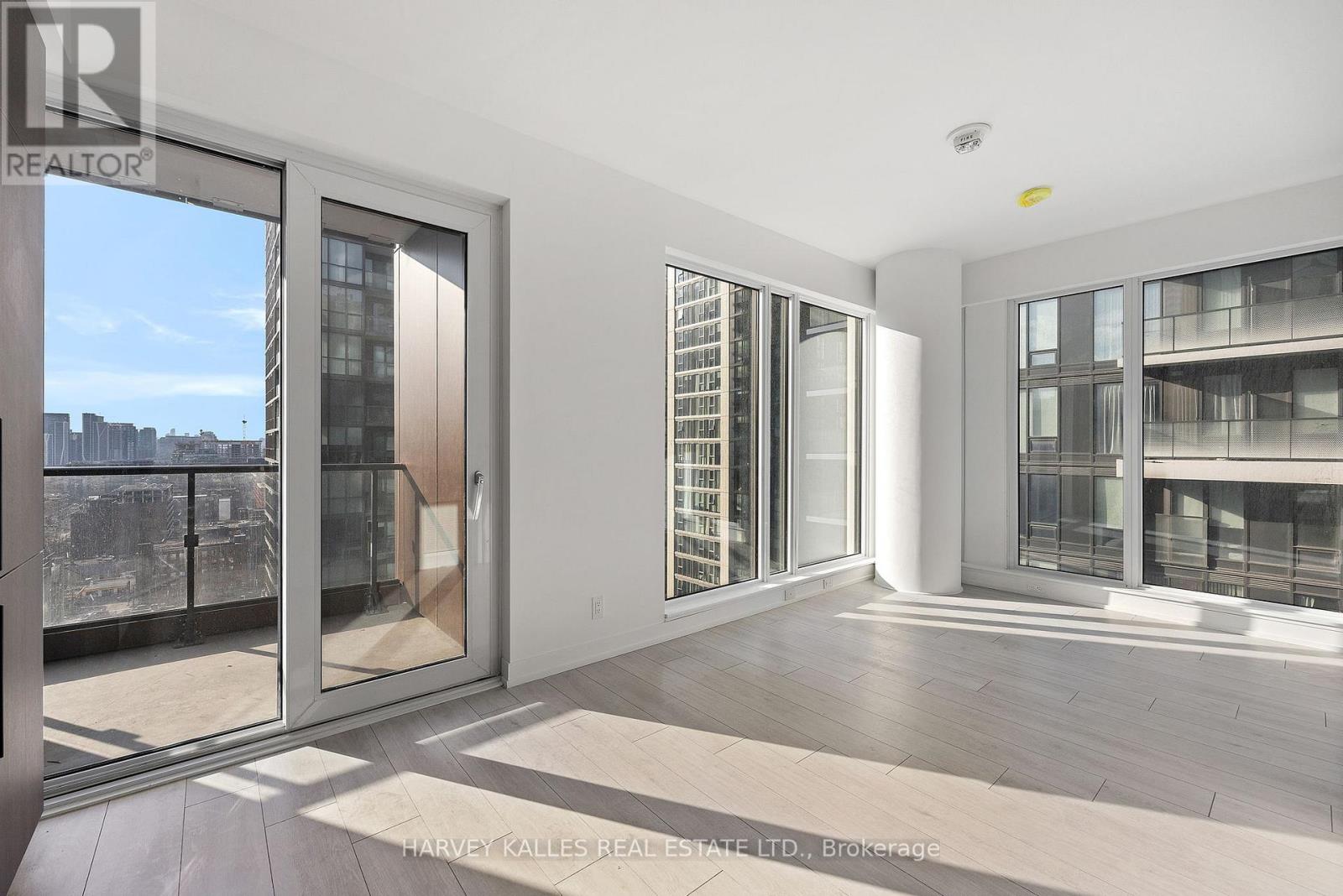 2105 - 55 Mercer Street, Toronto, Ontario  M5V 3W2 - Photo 12 - C13019944