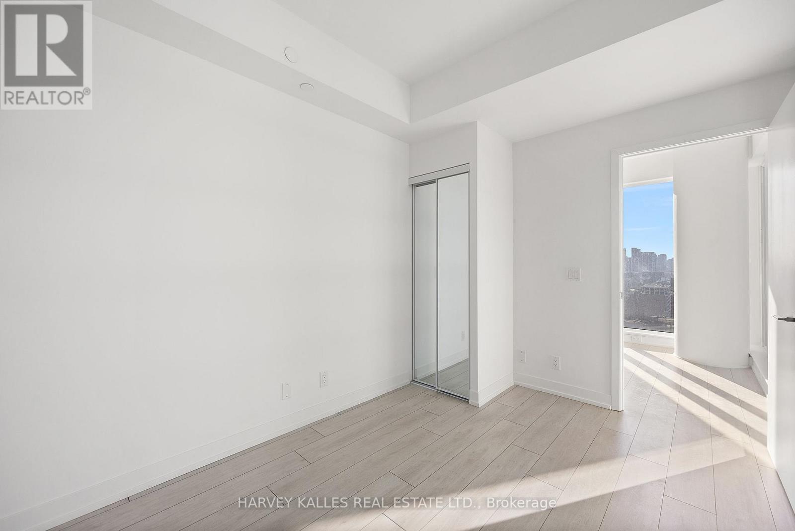 2105 - 55 Mercer Street, Toronto, Ontario  M5V 3W2 - Photo 19 - C13019944