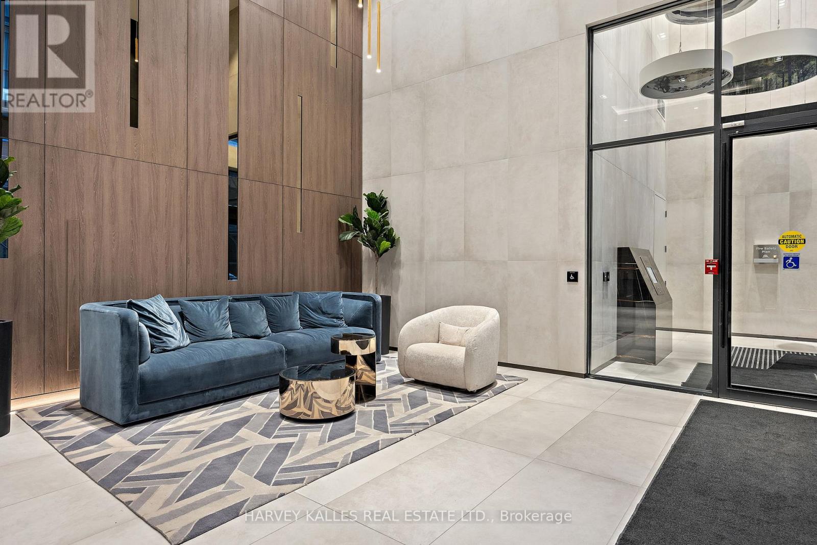 2105 - 55 Mercer Street, Toronto, Ontario  M5V 3W2 - Photo 23 - C13019944