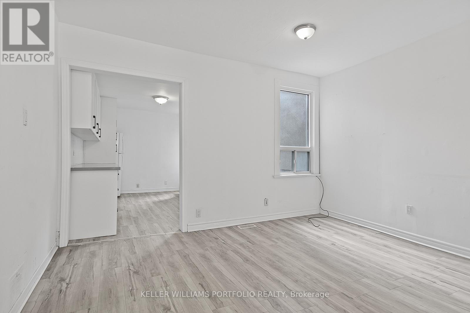 58 Manning Avenue, Toronto, Ontario  M6J 2K5 - Photo 12 - C13020054