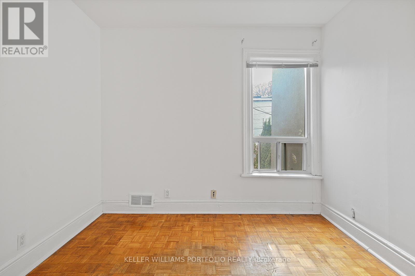 58 Manning Avenue, Toronto, Ontario  M6J 2K5 - Photo 22 - C13020054