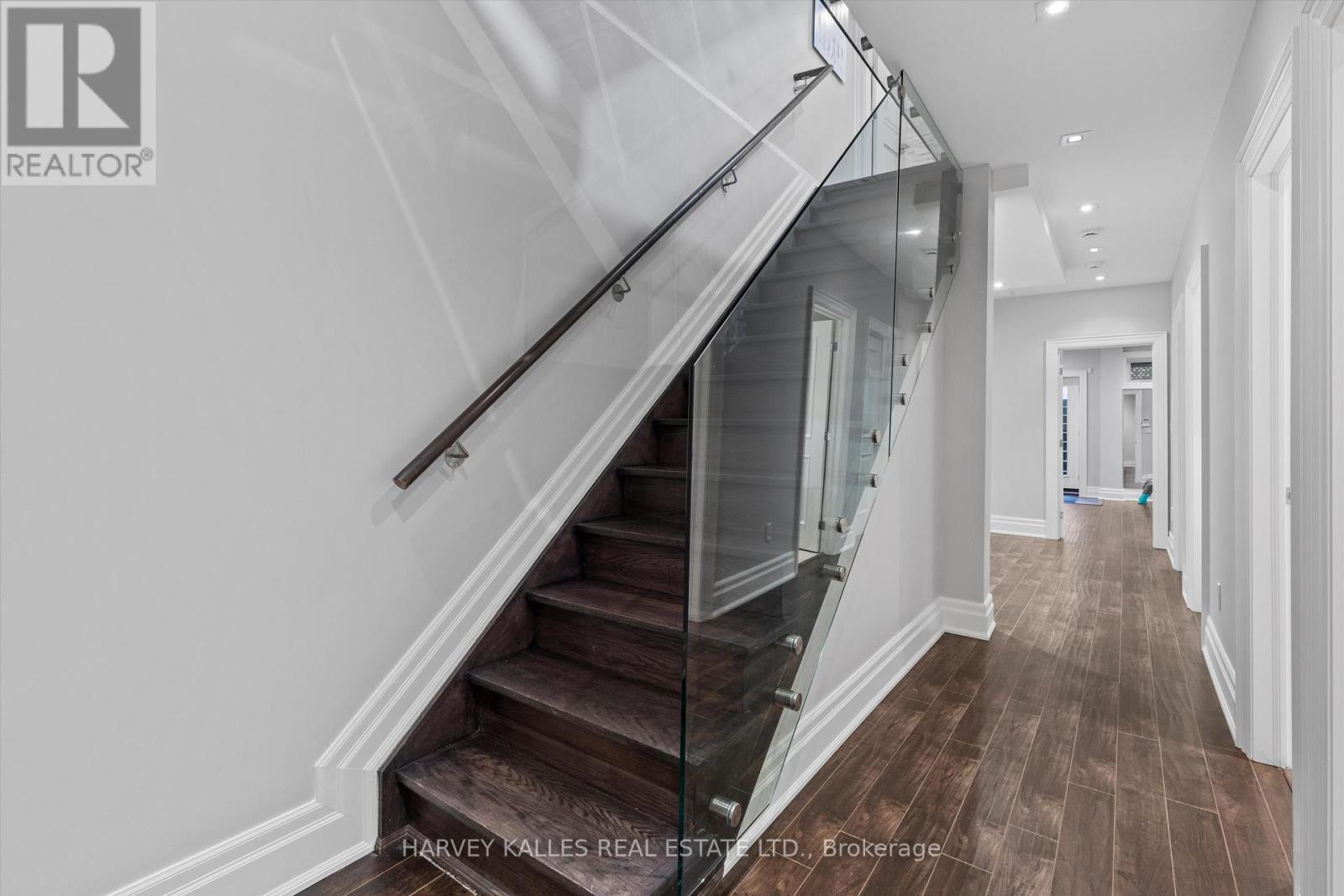 582 Woburn Avenue, Toronto, Ontario  M5M 1L9 - Photo 20 - C13020094