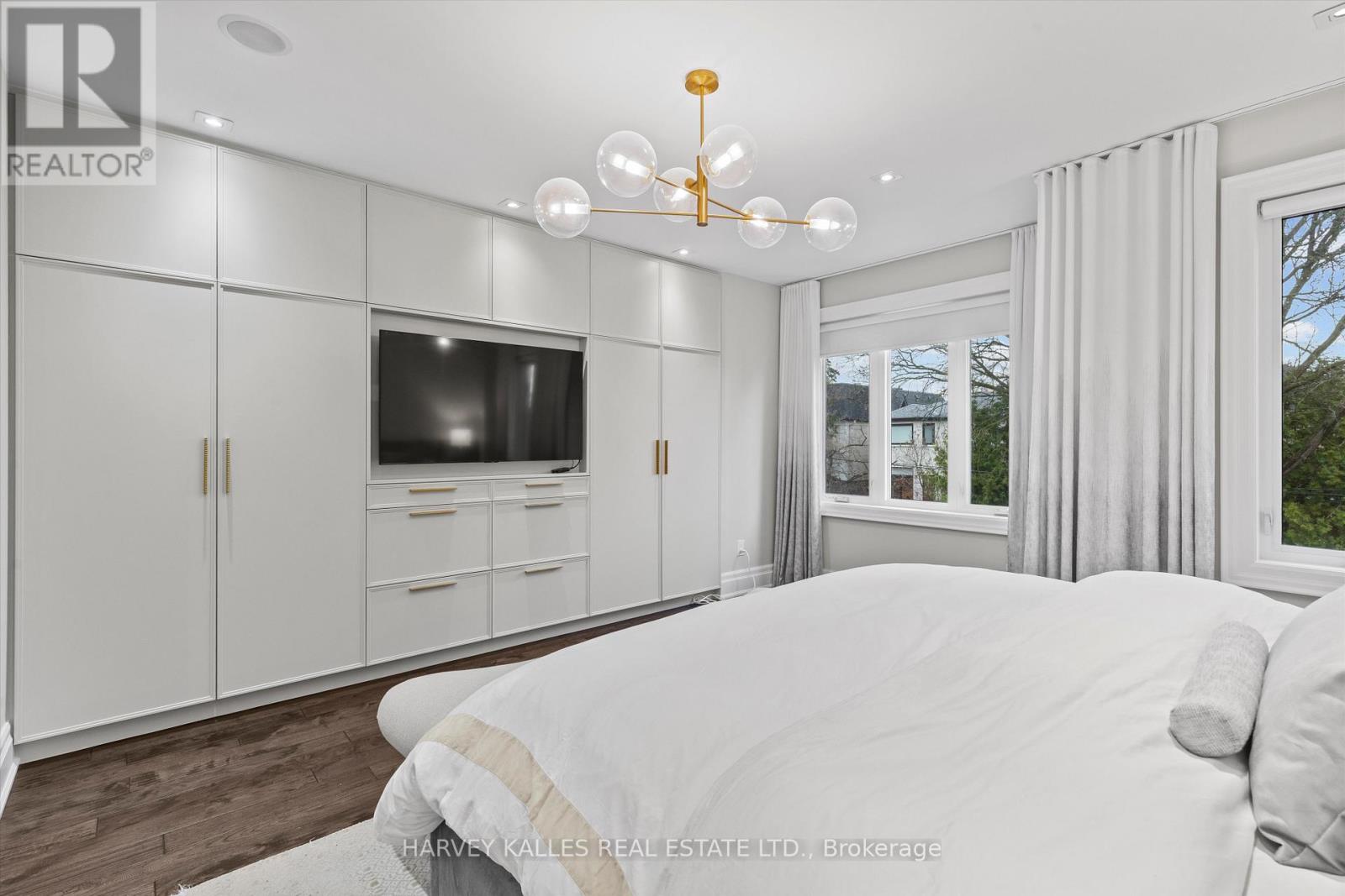 582 Woburn Avenue, Toronto, Ontario  M5M 1L9 - Photo 23 - C13020094