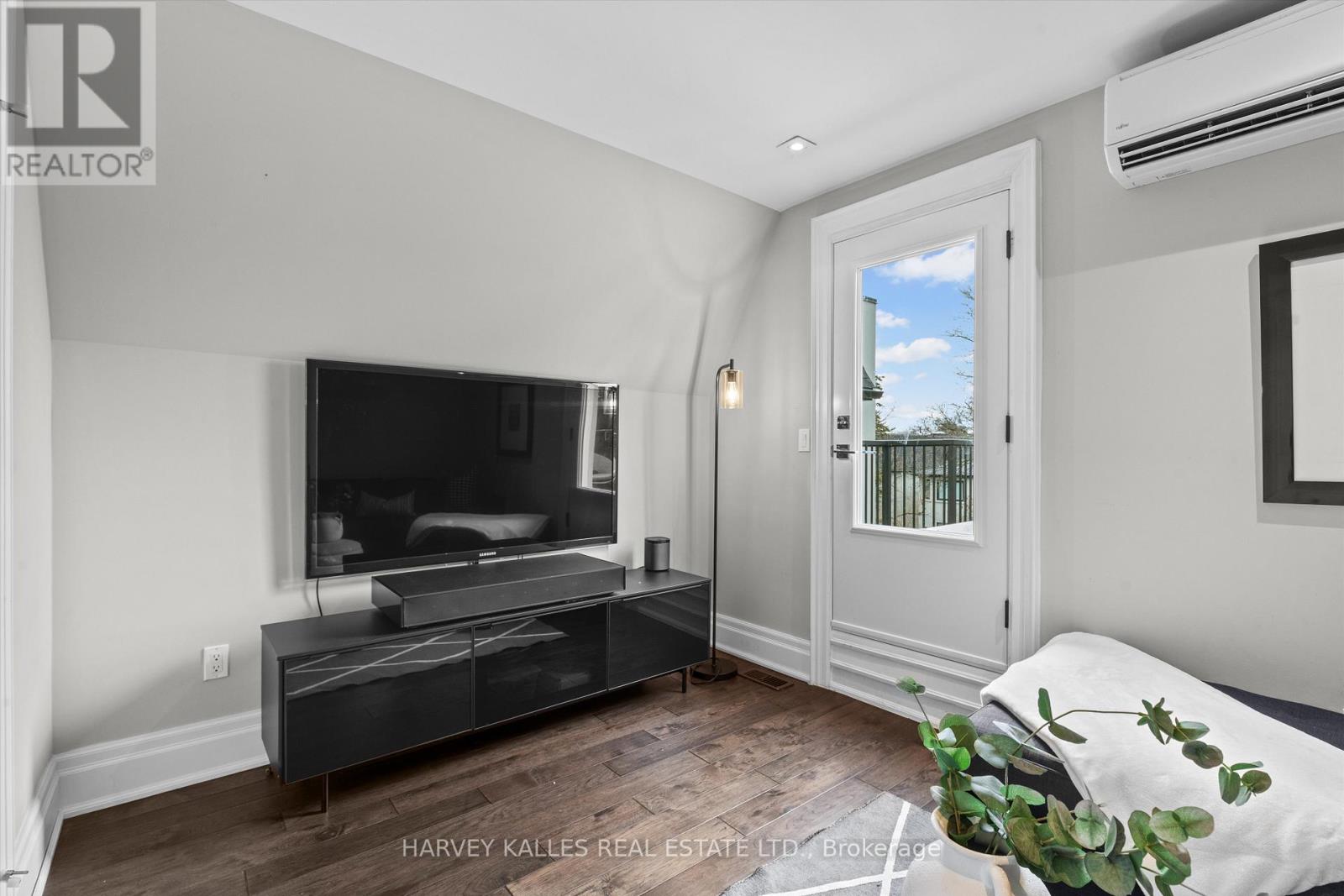 582 Woburn Avenue, Toronto, Ontario  M5M 1L9 - Photo 36 - C13020094